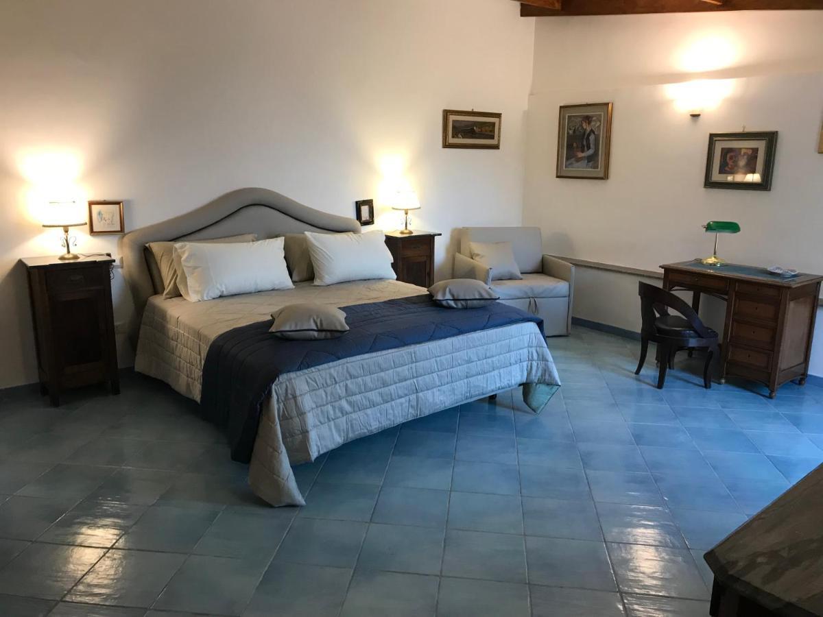 Resort Ferrara Villa Multa Quies Massa Lubrense Exteriör bild